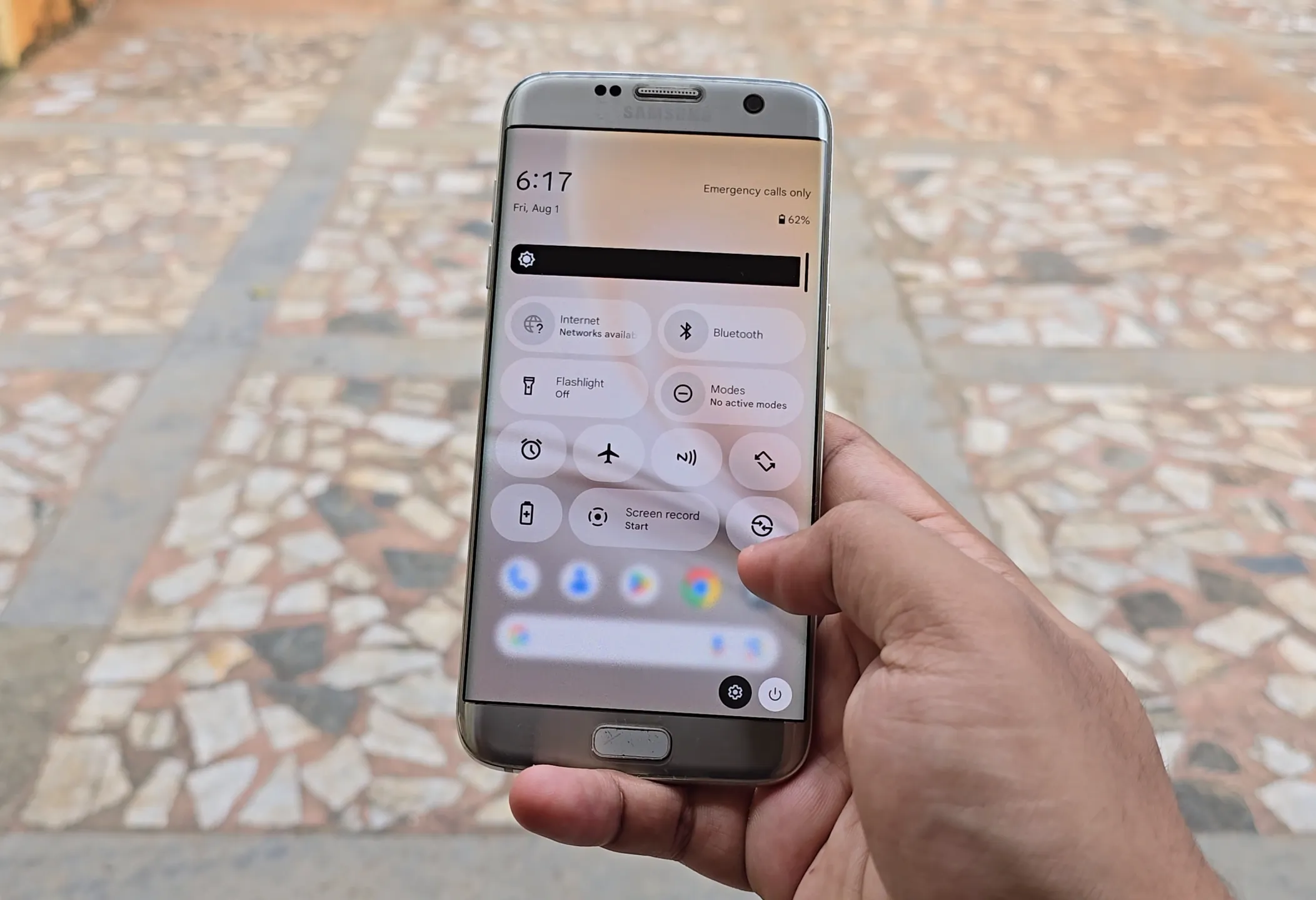 Galaxy S7 & S7 Edge Just Got Android 16 in 2025